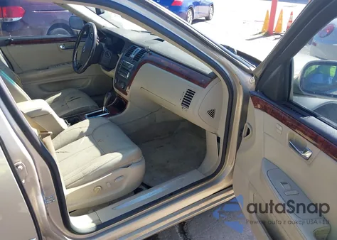 2007 Cadillac Dts Luxury I из США, поврежденный, VIN 1G6KD57Y07U174064